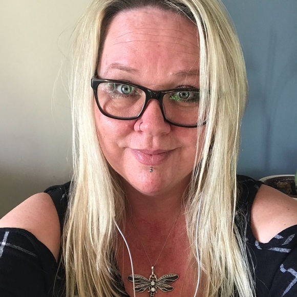 Meet your Posher, Sherri - Picture 1 of 1